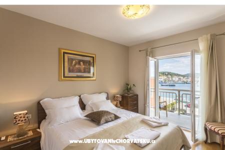 Flores Luxury Suites foto 2