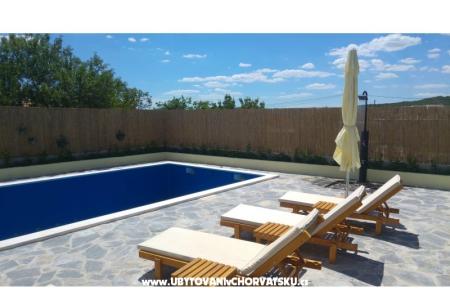 Countryside house avec piscine foto 3