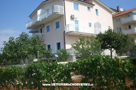 Appartements Ciprijan i Bojka Matić foto 2