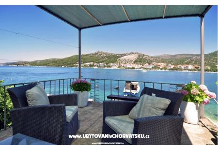 Appartement Zoranka sur la plage Trogir Croatie