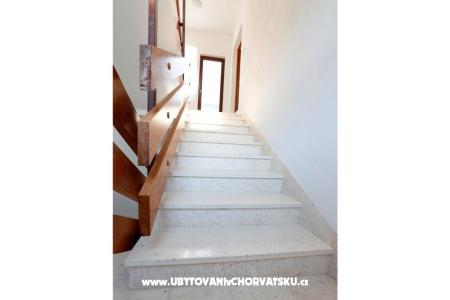 Baković - sur la plage foto 5