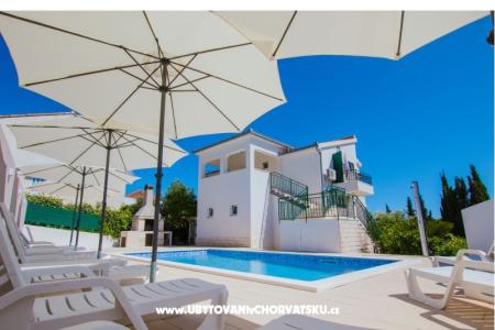 Appartements Milović 30 m od more foto 4