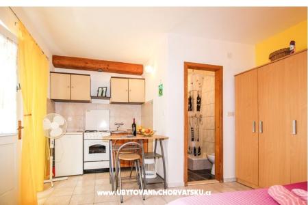 Appartements Jelaš foto 5
