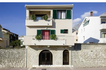 Maja Ševelj - Maison 1 – Tucepi Croatie