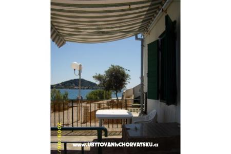 Maison de vacances Villa Jadran foto 2