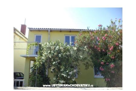 Appartement Slatina île Vir Croatie
