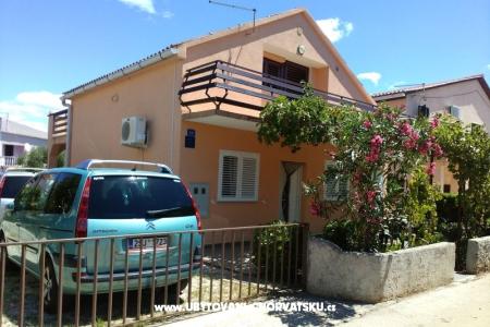 Appartements Cestar île Vir Croatie