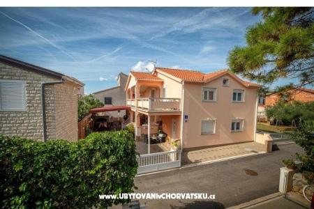 Appartement Lela île Vir Croatie