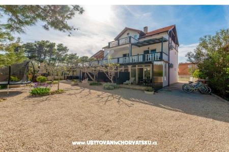 Appartements Villa Agape Vir île Vir Croatie