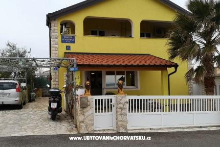Maros apartments île Vir Croatie