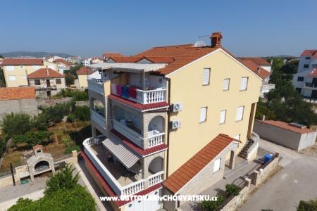 Appartements Zeko Vodice Croatie