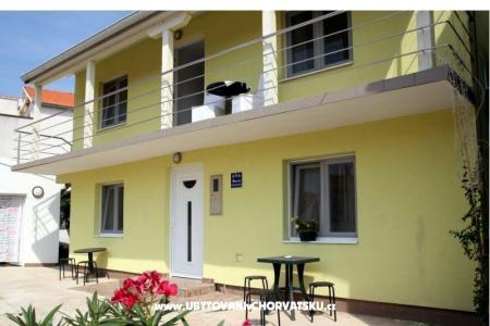 Vila Sara Vodice Croatie