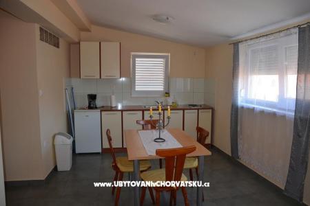 Appartement Thea foto 3