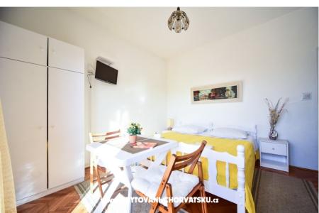 Ivan Appartements &amp; Chambres foto 5
