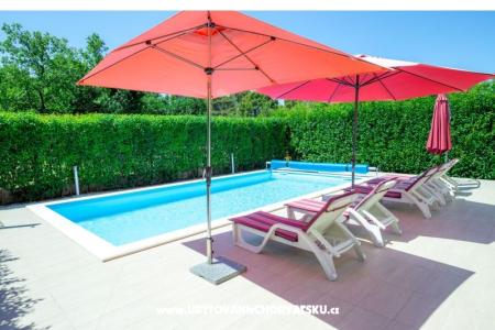 Appartement avec piscine ViGo foto 3