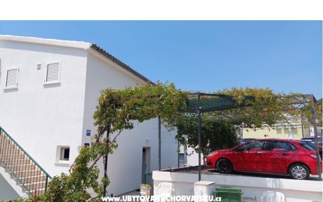Appartement Poljak  – Hébergement Baska Voda Croatie