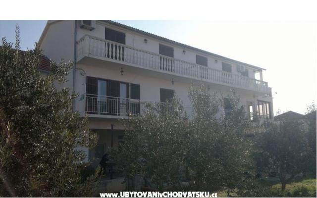 Appartements Drago – Hébergement Betina Croatie