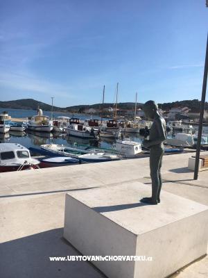 Kuća Lukin – Hébergement Betina Croatie