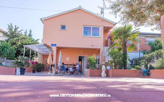 Apartmani Ljubica i Toše – Hébergement Bibinje Croatie