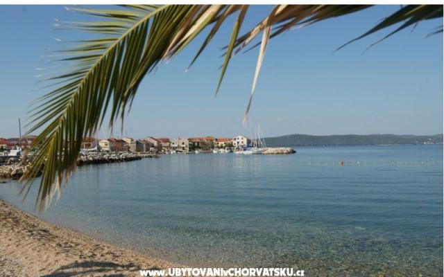 Lovely Place by the Sea – Hébergement Bibinje Croatie