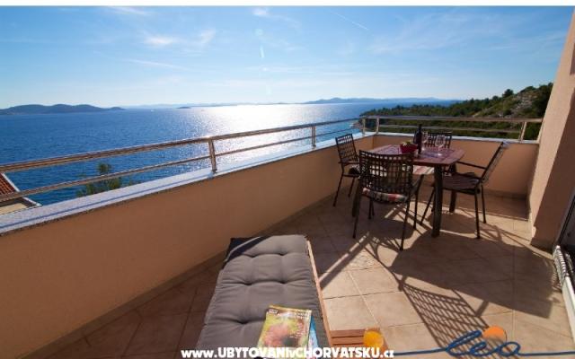 Appartements Lea – Hébergement Biograd Croatie