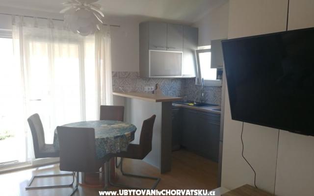 Appartements Nea – Hébergement Biograd Croatie
