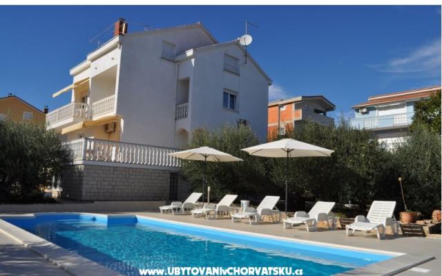 Appartements Olive – Hébergement Biograd Croatie