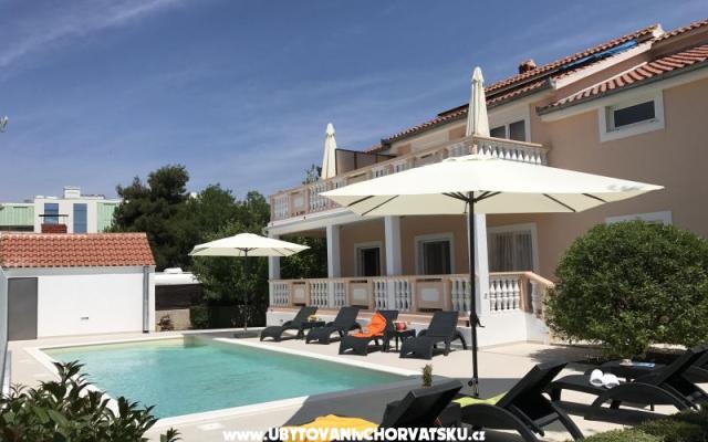 Appartements Šarić – Hébergement Biograd Croatie