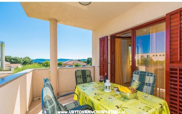 Apartmani Blandona – Hébergement Biograd Croatie