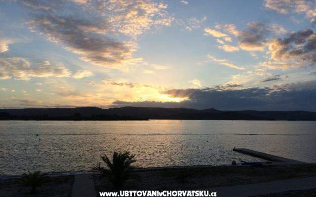 Euroholiday apartments – Hébergement Biograd Croatie