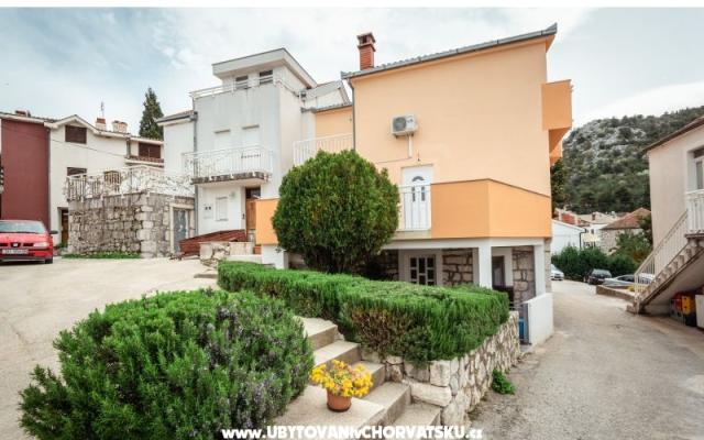 Apartmani Sršen – Hébergement Blace Croatie