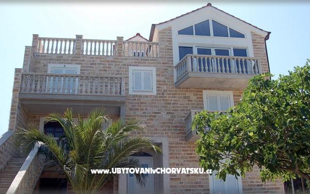 Apartments Dropuljic – Hébergement île Brac Croatie