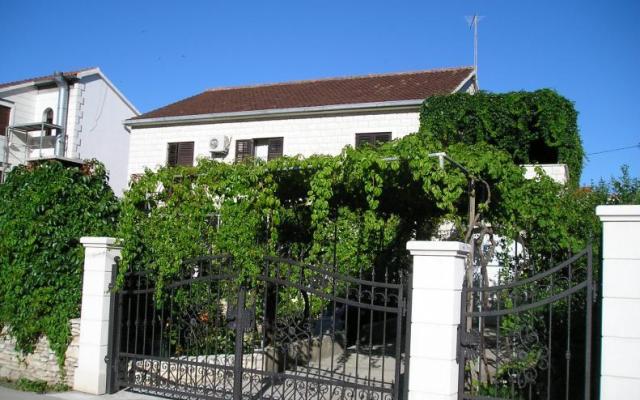 Vila Blanka Sutivan – Hébergement île Brac Croatie