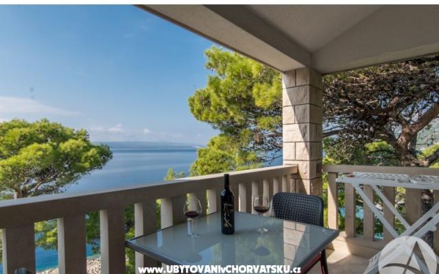 Beachview Appartements/Free parking – Hébergement Brela Croatie
