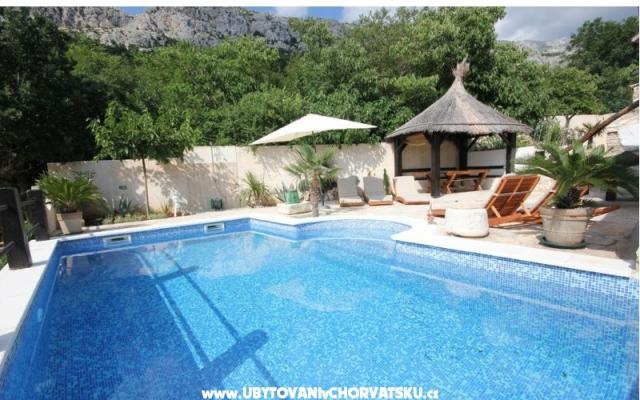 Stone Brela- swimming pool, grill – Hébergement Brela Croatie