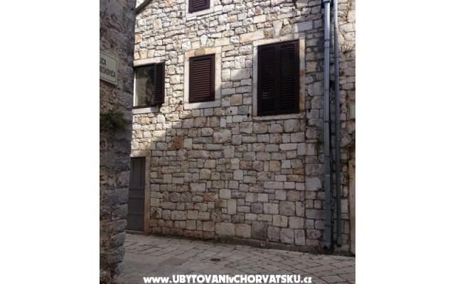Maison en pierre – Hébergement île Hvar Croatie