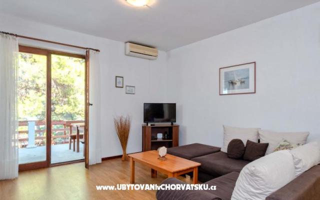 Prekrasni apartmani u blizini mora – Hébergement île Hvar Croatie