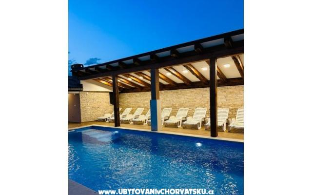 Villa Robert 2 avec piscine Cesarica – Hébergement Karlobag Croatie