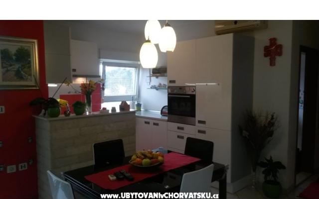 Appartement  D$M – Hébergement Kastela Croatie