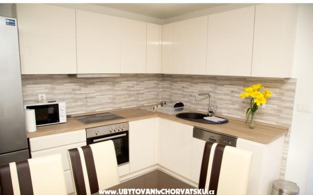 Appartement Marinko, Kaštel Gomilica – Hébergement Kastela Croatie