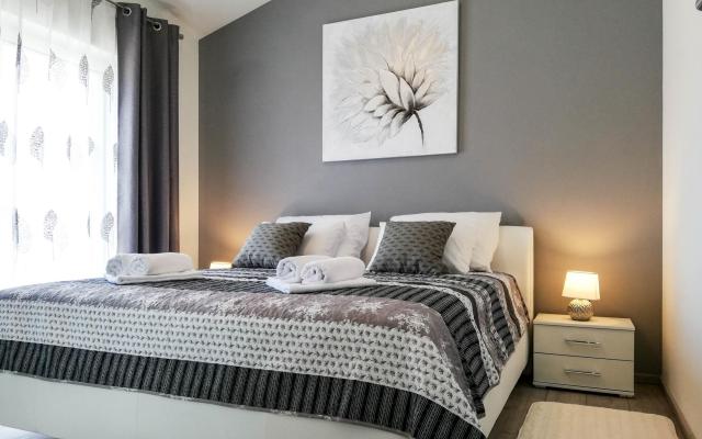 Apartman Sara **** – Hébergement Kastela Croatie