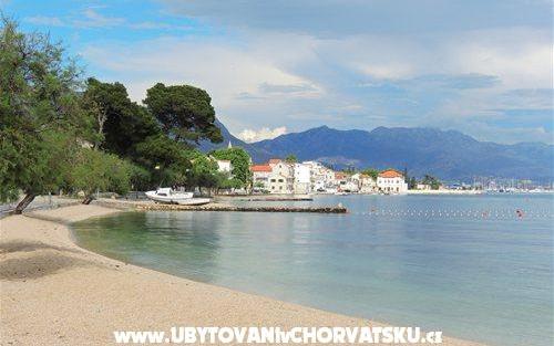 Appartements Luka I – Hébergement Kastela Croatie