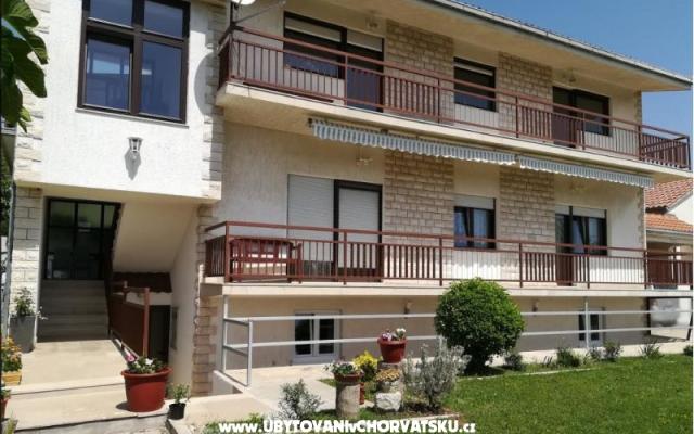 Apartment Moro – Hébergement Kastela Croatie