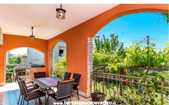 Appartement  Yean – Hébergement Kastela Croatie
