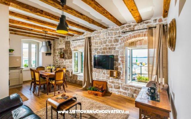 Sea Castle Appartement Gajo – Hébergement Kastela Croatie