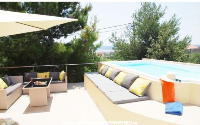 Split View – Hébergement Kastela Croatie