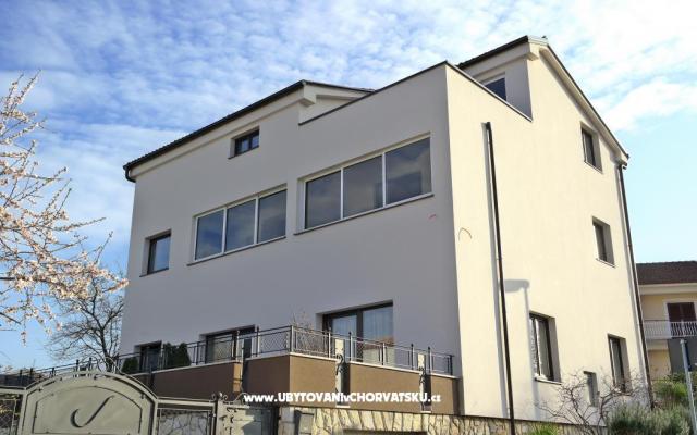 Apartment Ruzmarin – Hébergement île Krk Croatie