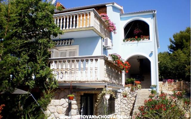 The Blue House Apartments – Hébergement île Krk Croatie