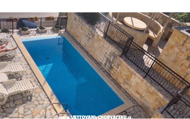 Maric Apartments – Hébergement Makarska Croatie