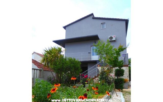 Appartement Elvis – Hébergement Marina - Trogir Croatie